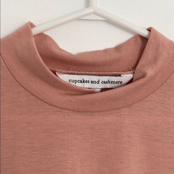 💗 Anthropologie mock neck top 💗 - Picture 2 of 3